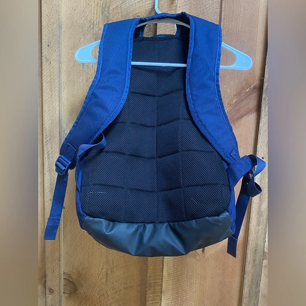 Nike Brasila 9.5‎ Training Backpack 30L Navy Blue DM3975-410 Pockets Zippers